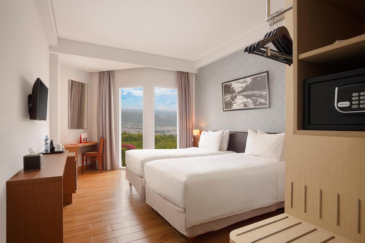 Swiss-Belinn Luwuk Eksteriør bilde