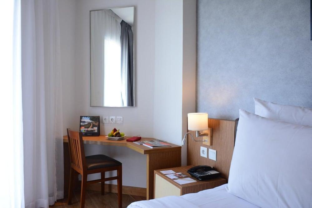 Swiss-Belinn Luwuk Eksteriør bilde